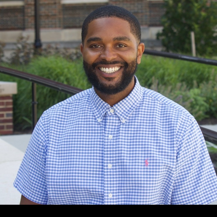 Headshot of Ronnie Johnson Jr